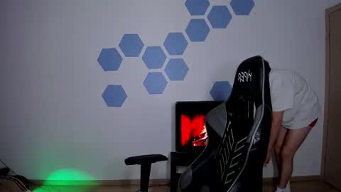 Snapshot of chris_tyson chatting on November 2025 07:35:02 PM Chris Tyson online show from November 2025 07:35:02 PM