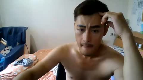 Snapshot of chrischarlchang chatting on June 2026 04:35:01 AM M I T online show from June 2026 04:35:01 AM