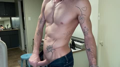 Snapshot of chriscool93 chatting on January 2025 10:41:02 AM Content creator artist online show from January 2025 10:41:02 AM