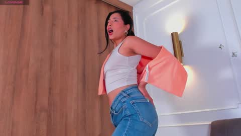 Chrishell online show from December 2024 02:41:01 AM