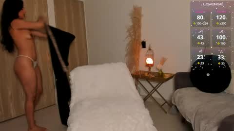 Chrishell online show from June 2026 08:04:01 PM