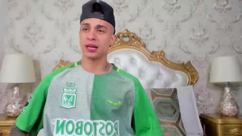 Chris online show from December 2025 07:22:01 PM