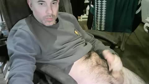 Snapshot of chrisprngr chatting on December 2025 06:03:01 PM chrisprngr online show from December 2025 06:03:01 PM