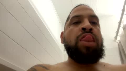 chrisr4203 online show from February 2025 05:00:01 AM