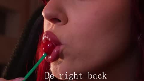 chriss_foxx online show from October 2025 03:14:01 PM