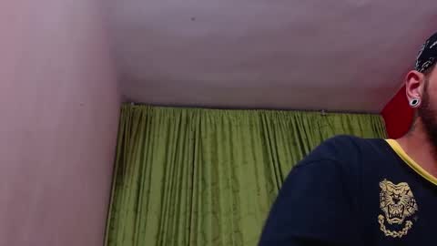 Snapshot of chriss_james chatting on December 2024 08:01:02 AM chriss_james online show from December 2024 08:01:02 AM