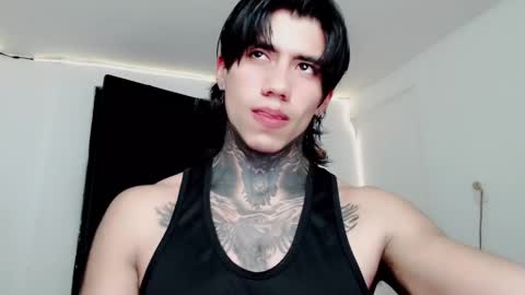 CHRIS  INDEPENT MODEL online show from February 2025 12:16:02 PM