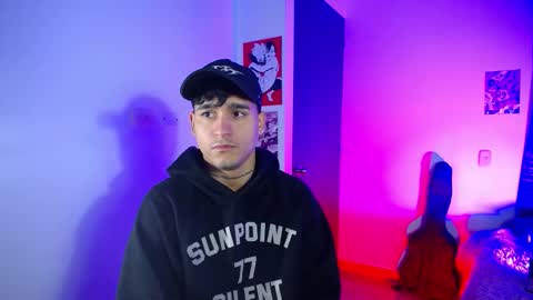 Snapshot of chriss_wg_ chatting on February 2026 07:09:02 AM Christian Wang online show from February 2026 07:09:02 AM