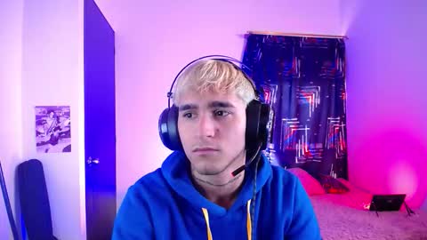 Christian Wang online show from March 2026 03:40:01 PM