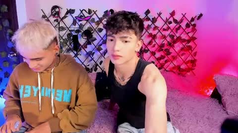 Christian Wang online show from April 2026 11:48:01 PM