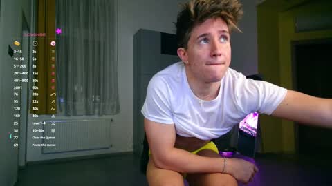 UPVOTE ME ------  ILL DO SOMETHING FOR FREE online show from November 2025 06:41:01 PM