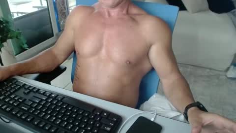 Snapshot of christiano1977 chatting on April 2026 06:17:02 PM Michael USA online show from April 2026 06:17:02 PM