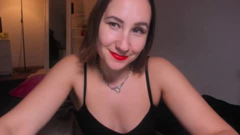 christina rosse online show from November 2025 03:34:02 PM