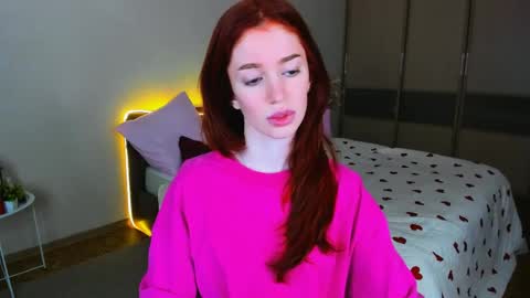christinaconteeree online show from May 2026 07:18:01 PM