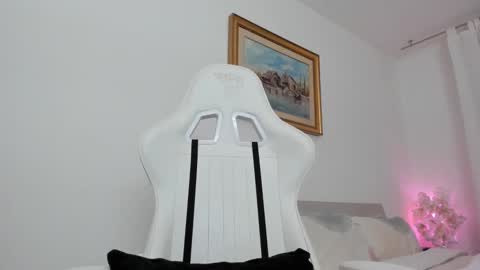 Hi im Christine online show from March 2025 07:19:01 AM