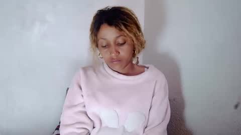 christine213 online show from February 2025 08:11:02 AM