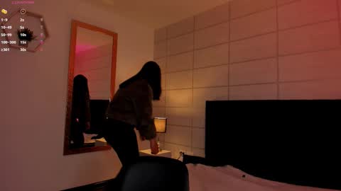 Snapshot of christine_harper chatting on February 2026 12:12:01 PM Christine online show from February 2026 12:12:01 PM