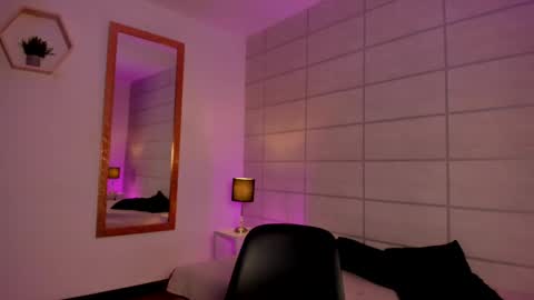 Snapshot of christine_harper chatting on April 2026 12:07:02 PM Christine online show from April 2026 12:07:02 PM