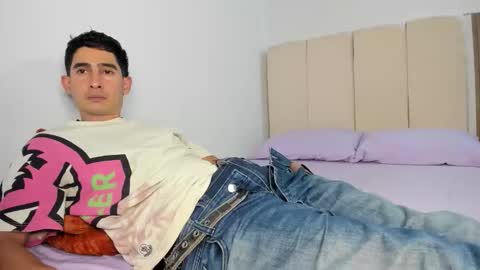 Petite Horny and chistoper  dick online show from January 2026 03:20:01 AM