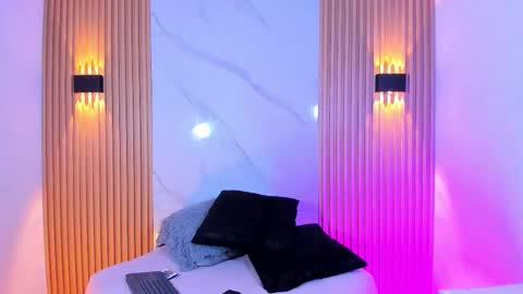 Snapshot of christopher_hunter chatting on February 2026 07:36:02 PM Chrisopher Hunter online show from February 2026 07:36:02 PM