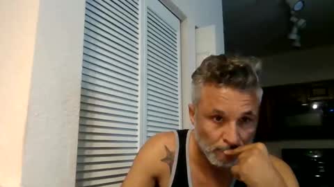 Christopher Rain online show from October 2025 06:45:02 PM