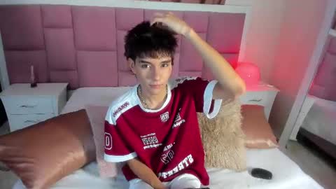 Chris online show from June 2026 07:27:02 PM