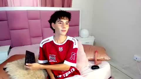 Chris online show from July 2026 07:40:01 PM
