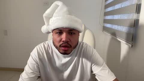 Snapshot of christopherdav chatting on December 2024 10:47:02 PM Chris online show from December 2024 10:47:02 PM