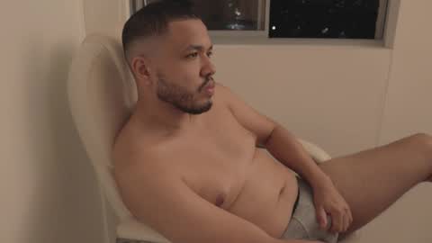 Snapshot of christopherdav chatting on November 2025 05:07:01 AM Chris online show from November 2025 05:07:01 AM