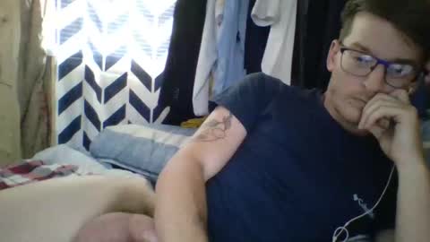 Snapshot of chrisvibess chatting on May 2026 06:24:02 PM chrisvibess online show from May 2026 06:24:02 PM