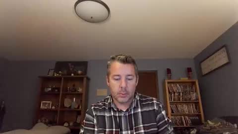 Snapshot of chrisw8121 chatting on November 2025 06:40:02 AM chrisw8121 online show from November 2025 06:40:02 AM