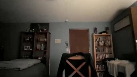 Snapshot of chrisw8121670385 chatting on February 2026 05:15:01 AM Chris online show from February 2026 05:15:01 AM