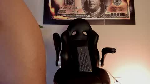 chrizmacgregor online show from May 2026 08:50:02 PM