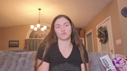 Snapshot of chroniclove chatting on December 2024 11:35:02 PM Marley online show from December 2024 11:35:02 PM