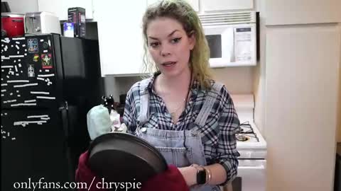 Chrys online show from September 2025 05:00:02 AM