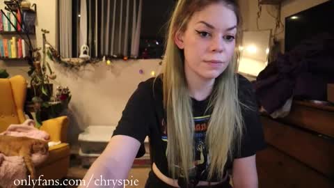 Chrys online show from October 2025 05:32:02 AM