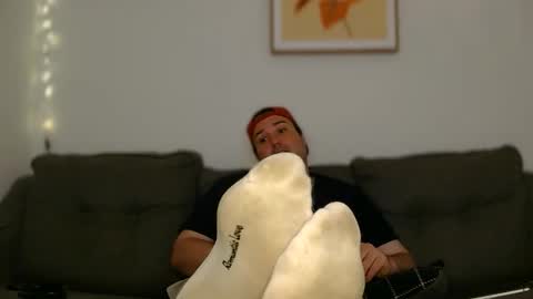 ChubbyGayManBigFeet online show from May 2026 02:03:01 PM