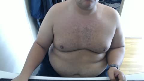 AstorYvr online show from September 2025 06:29:01 PM