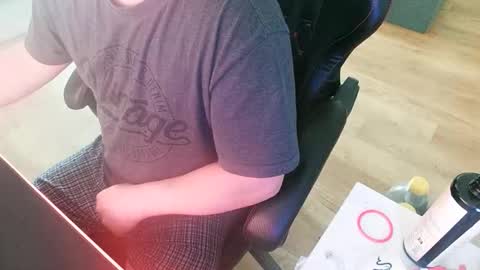 Snapshot of chucky606 chatting on November 2025 08:51:05 AM chucky606 online show from November 2025 08:51:05 AM