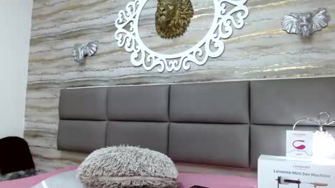 ...   ... online show from January 2025 06:09:02 AM