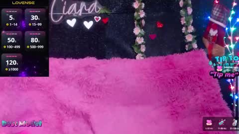 Snapshot of ciaraasweet chatting on December 2024 04:23:01 PM Ciara online show from December 2024 04:23:01 PM