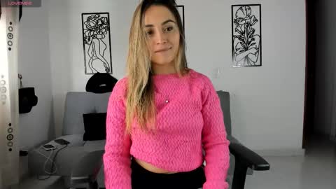 Snapshot of ciindy_lovee chatting on September 2025 04:17:01 PM Ciindy Lovers online show from September 2025 04:17:01 PM