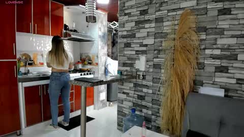 Snapshot of ciindy_lovee chatting on November 2025 02:06:01 PM Ciindy Lovers online show from November 2025 02:06:01 PM