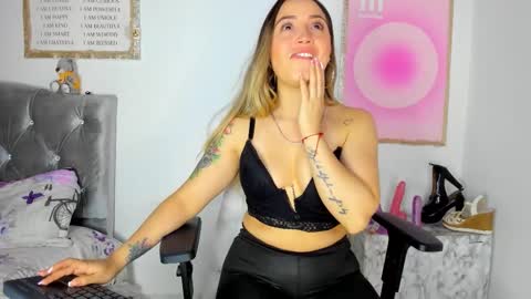 Snapshot of ciindy_lovee chatting on November 2025 12:36:01 AM Ciindy Lovers online show from November 2025 12:36:01 AM