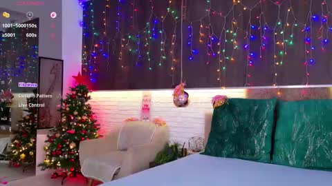 Snapshot of cindefucknrella chatting on December 2025 06:11:01 AM Riya online show from December 2025 06:11:01 AM