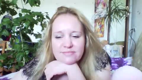 cinderella1204 online show from September 2025 11:10:02 AM