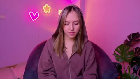 cindylovesmith online show from May 2026 04:09:01 AM