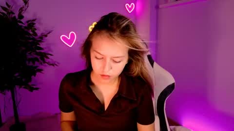 cindylovesmith online show from July 2026 04:38:01 AM