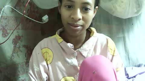 cindyx69 online show from October 2025 04:14:01 AM