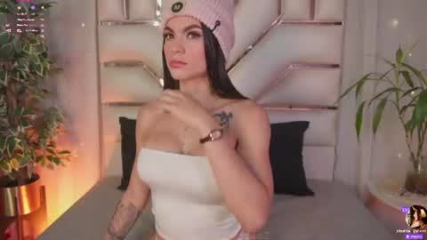 Cinthia online show from July 2026 05:56:01 AM